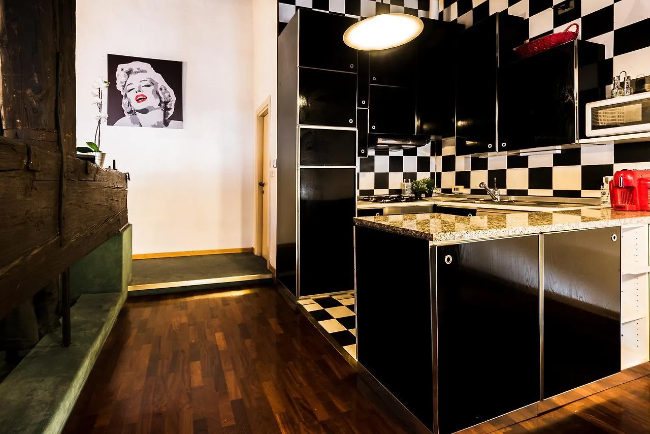 Bright Apartments Verona - Borsari Historical