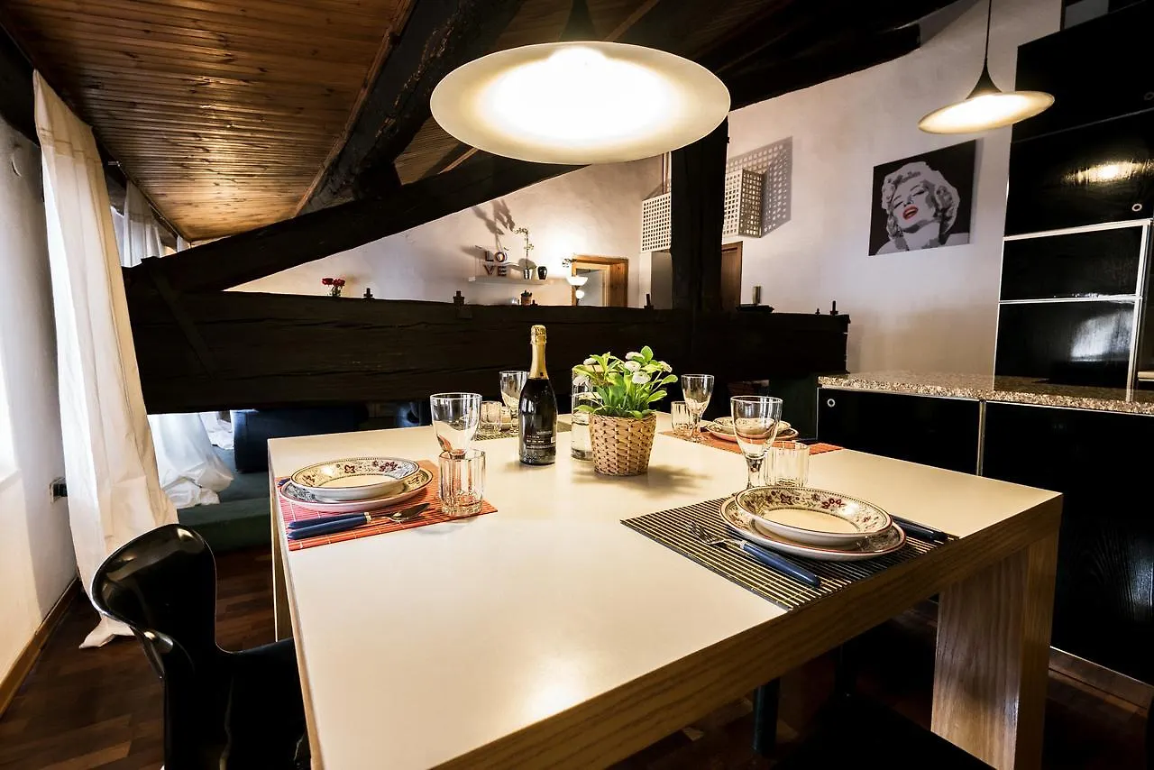 Bright Apartments Verona - Borsari Historical