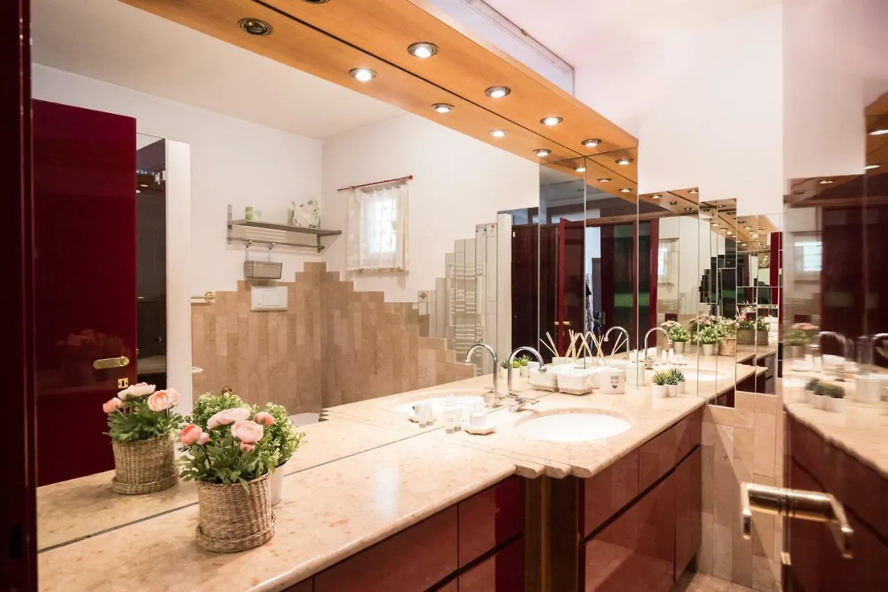 Bright Apartments Verona - Borsari Historical